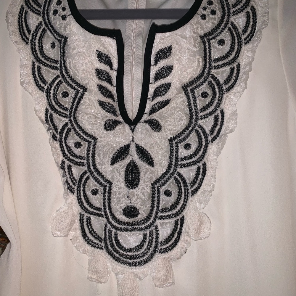 Dress - Picture 3 of 4